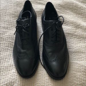 Cole Haan Women’s black oxfords size 9.5